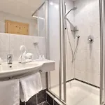 Sporthotel Antonie 3*