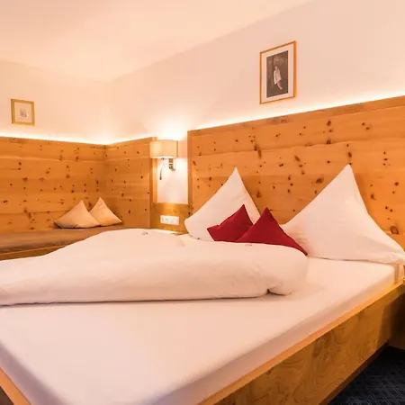 فندق Bergsporthotel Antonie 3*