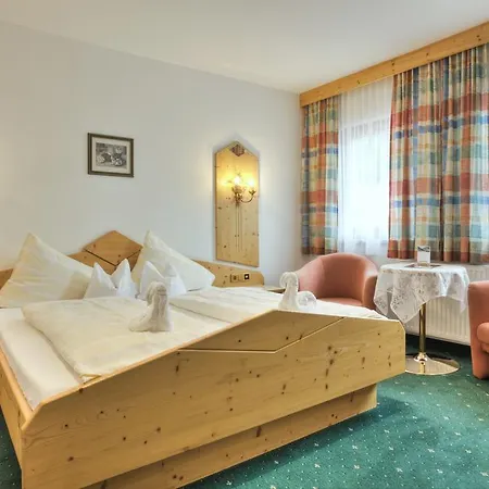 Bergsporthotel Antonie 3*