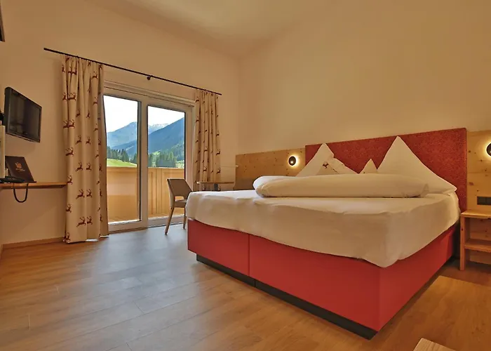 فندق Bergsporthotel Antonie 3*