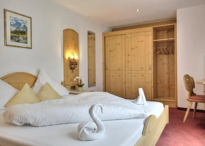 فندق Bergsporthotel Antonie 3*