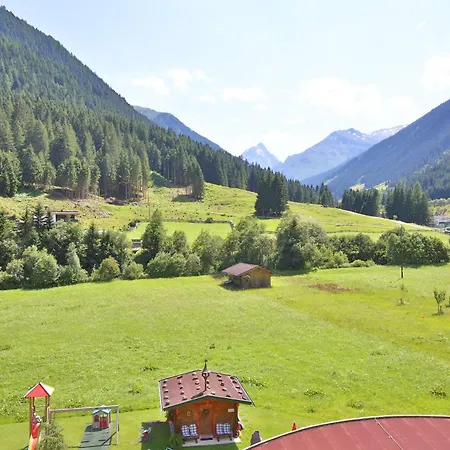 Отель Bergsporthotel Antonie Грис-им-Зельрайн